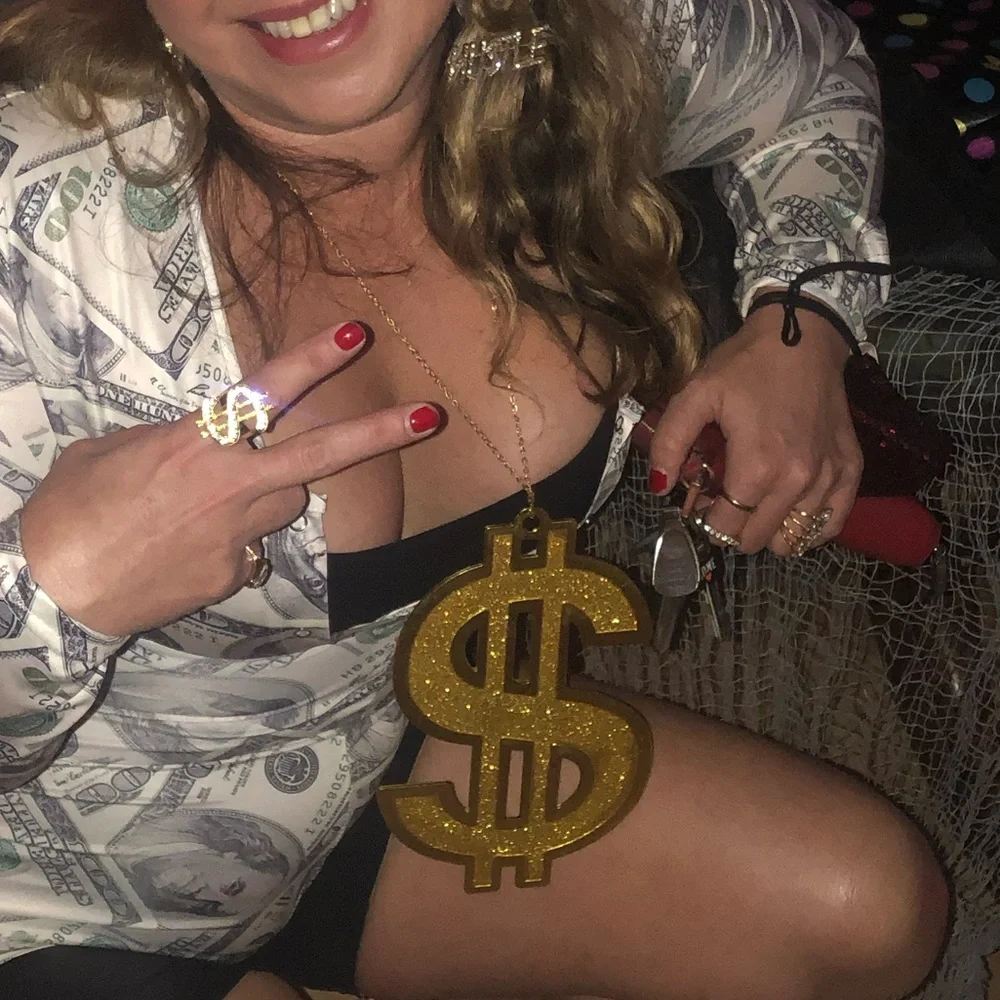 #77 Dollar Sign Sunglasses and Fake Gold Chain 💵